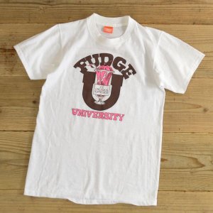 画像: 80s SUPER SCREEN STARS FUDGE UNIVERSITY Print T-Shirts